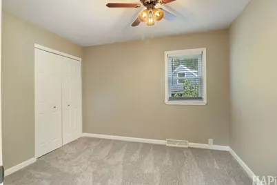 42066 N Lotus Avenue, Antioch, IL 60002 - Photo 6