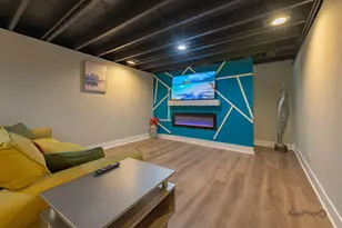 9350 S Manistee Ave, Chicago, IL 60617 - Photo 26