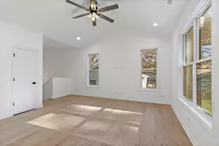 8611 Dorr Rd, Wonder Lake, IL 60097 - Photo 8