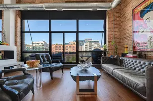23 N Green St, Chicago, IL 60607 - Photo 2