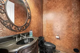 1105 Austin Ave, Park Ridge, IL 60068 - Photo 24