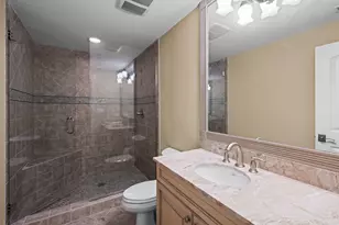 1105 Austin Ave, Park Ridge, IL 60068 - Photo 36
