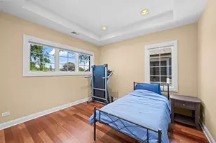 1105 Austin Ave, Park Ridge, IL 60068 - Photo 32