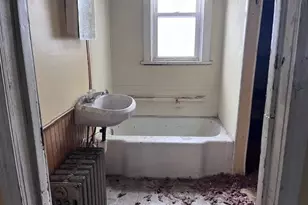 814 Greenbay Ave, Calumet City, IL 60409 - Photo 10