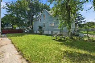11754 S Wallace St, Chicago, IL 60628 - Photo 42