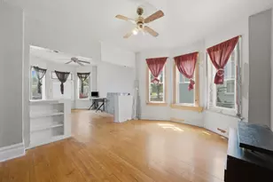 11754 S Wallace St, Chicago, IL 60628 - Photo 12