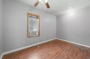 11754 S Wallace St, Chicago, IL 60628 - Photo 32