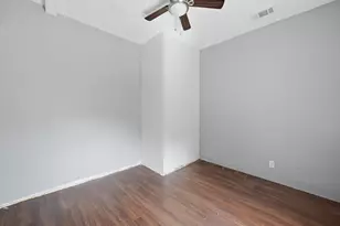 11754 S Wallace St, Chicago, IL 60628 - Photo 24