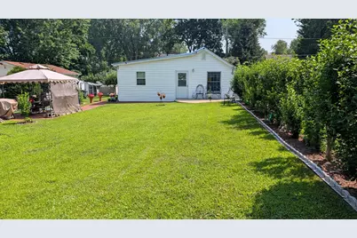 10017 W Mawman Avenue, Beach Park, IL 60087 - Photo 2