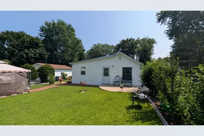 10017 W Mawman Avenue, Beach Park, IL 60087 - Photo 1