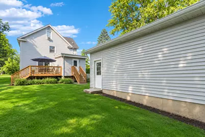 213 W Maple Avenue, Libertyville, IL 60048 - Photo 14