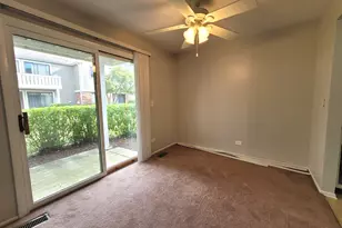 1460 7 Pines Rd, Schaumburg, IL 60193 - Photo 2