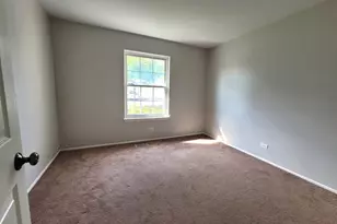 1460 7 Pines Rd, Schaumburg, IL 60193 - Photo 8