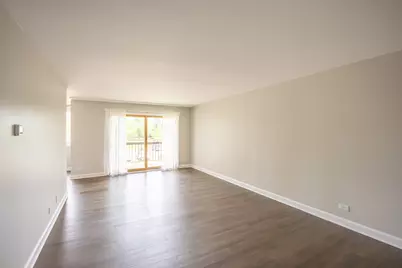 450 Raintree Court #2B, Glen Ellyn, IL 60137 - Photo 2