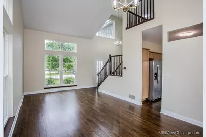 305 W Applegate Court, Round Lake, IL 60073 - Photo 2