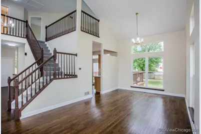 305 W Applegate Court, Round Lake, IL 60073 - Photo 4