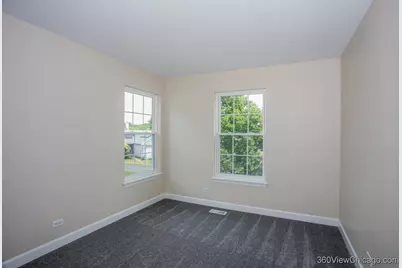 305 W Applegate Court, Round Lake, IL 60073 - Photo 28