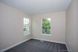 305 W Applegate Ct, Round Lake, IL 60073 - Photo 28