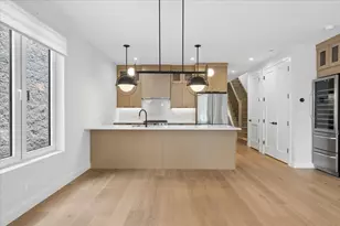 3739 N Clifton Ave, Chicago, IL 60613 - Photo 10