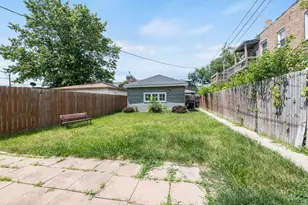 1454 N Central Ave, Chicago, IL 60651 - Photo 14