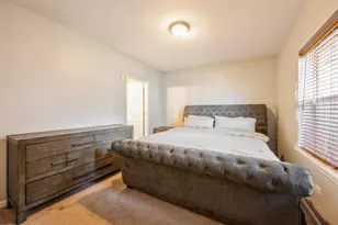 2030 W Warren Blvd, Chicago, IL 60612 - Photo 8
