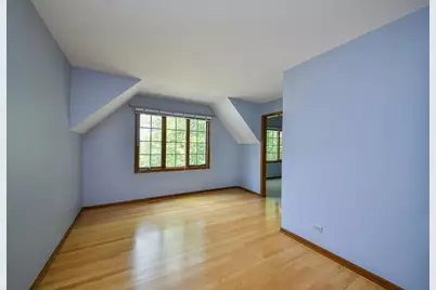 2324 Kalamazoo Drive, Naperville, IL 60565 - Photo 16