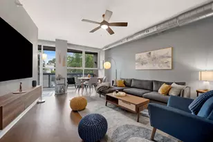 1228 Emerson St, Evanston, IL 60201 - Photo 4