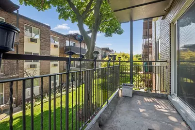 6359 N Ridge Avenue #206, Chicago, IL 60660 - Photo 12