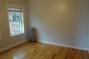5463 S Ingleside Ave, Chicago, IL 60615 - Photo 8