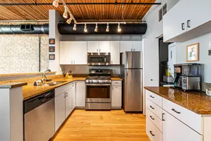 411 W Ontario St, Chicago, IL 60654 - Photo 8