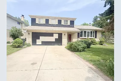 2433 S Shag Bark Trail, Arlington Heights, IL 60005 - Photo 1