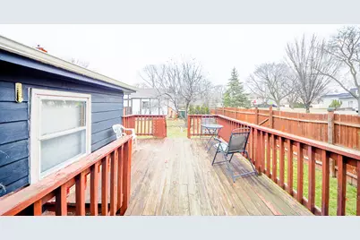 2433 S Shag Bark Trail, Arlington Heights, IL 60005 - Photo 18