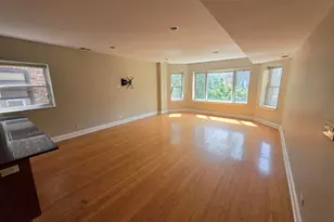 1748 E 73rd Pl, Chicago, IL 60649 - Photo 6