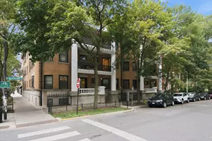 5703 S Blackstone Ave, Chicago, IL 60637 - Photo 2