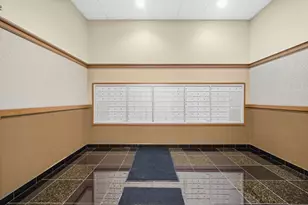 6420 Double Eagle Dr, Woodridge, IL 60517 - Photo 22