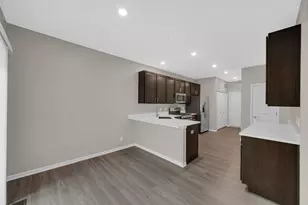1115 Goldfinch Ave, Yorkville, IL 60560 - Photo 8