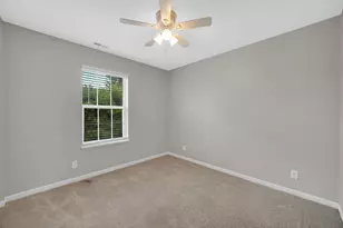 1115 Goldfinch Ave, Yorkville, IL 60560 - Photo 16