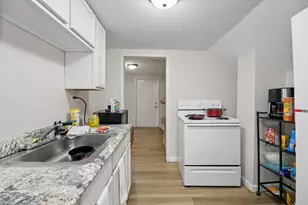 592 N Dearborn Ave, Kankakee, IL 60901 - Photo 14