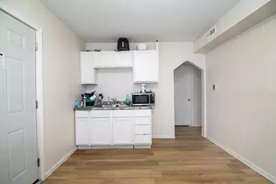 592 N Dearborn Avenue, Kankakee, IL 60901 - Photo 4
