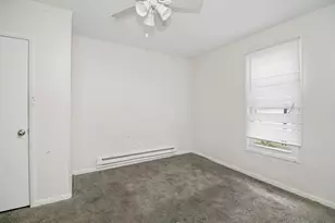 592 N Dearborn Ave, Kankakee, IL 60901 - Photo 8