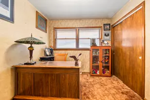 11109 S Ave J, Chicago, IL 60617 - Photo 8