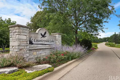 26694 N Longmeadow Circle, Mundelein, IL 60060 - Photo 4