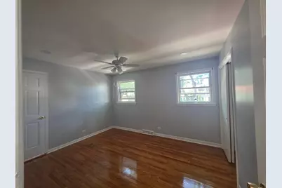 2623 W Arthur Avenue #1, Chicago, IL 60645 - Photo 8