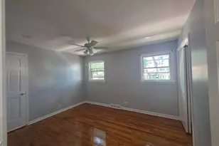 2623 W Arthur Ave, Chicago, IL 60645 - Photo 8