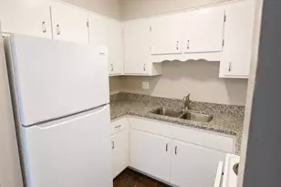 336 Lathrop Ave, Forest Park, IL 60130 - Photo 20