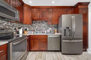453 Raintree Dr, Glen Ellyn, IL 60137 - Photo 14