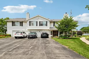 1610 Durham Ct, Darien, IL 60561 - Photo 18