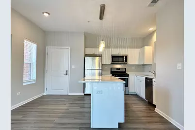 301 N Madison Street #3A, Woodstock, IL 60098 - Photo 4