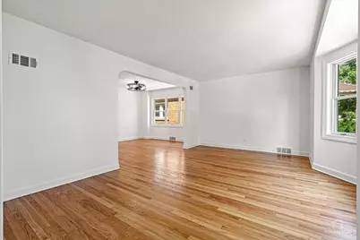 2114 N 74th Avenue, Elmwood Park, IL 60707 - Photo 6