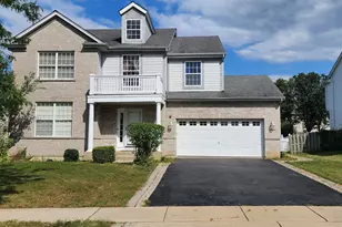 2145 Colchester Ave, Hoffman Estates, IL 60192 - Photo 2